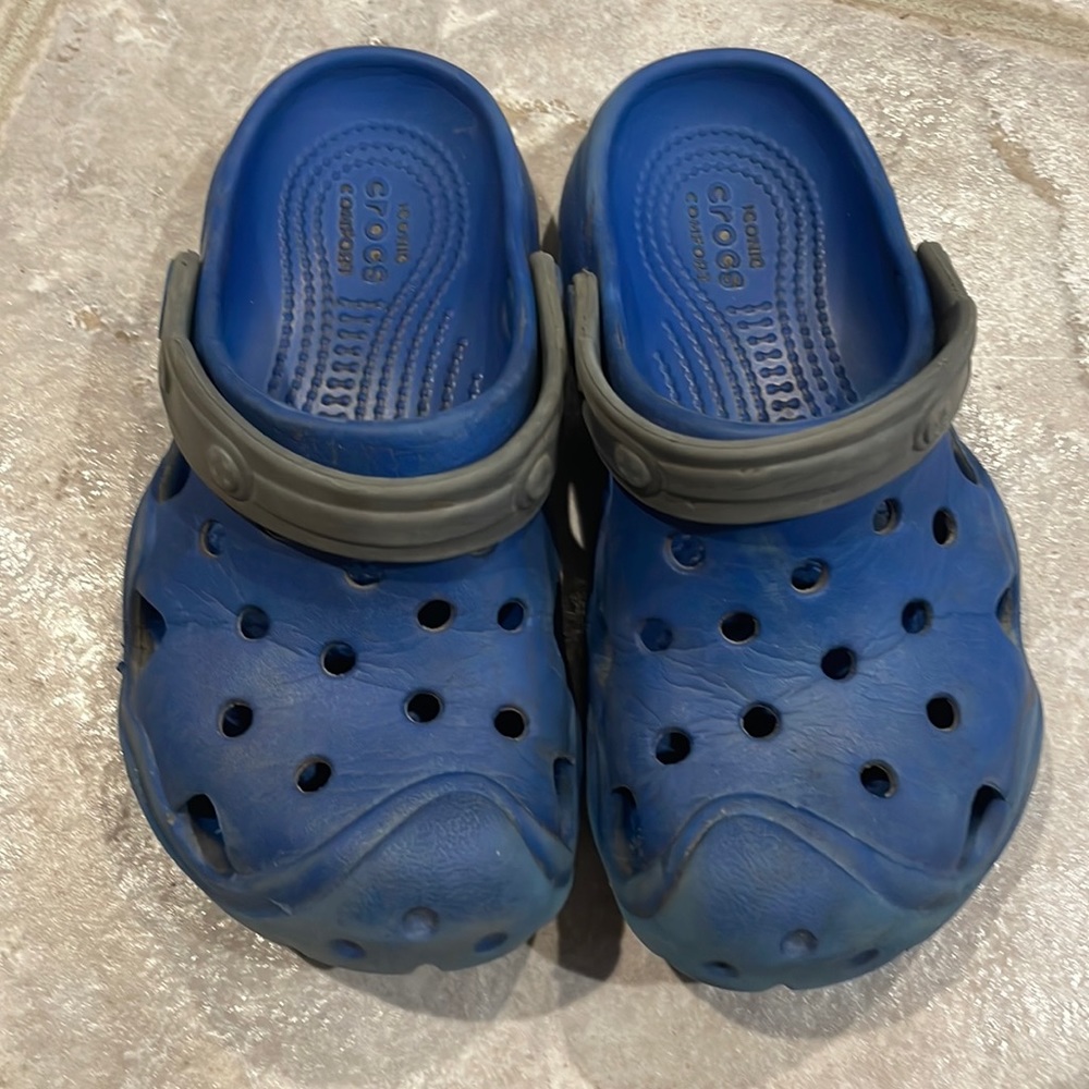 Crocs Size 10 Kids Youth Toddler Blue Gray Strap